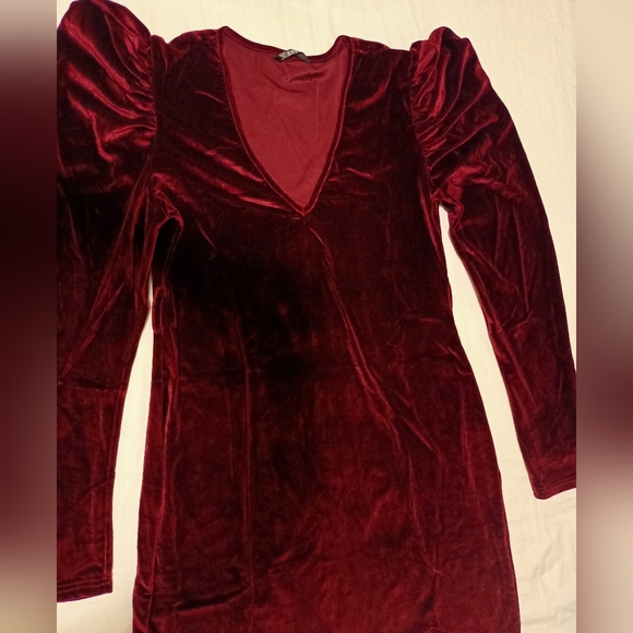 Shein Red Velvet dress - Picture 3 of 5